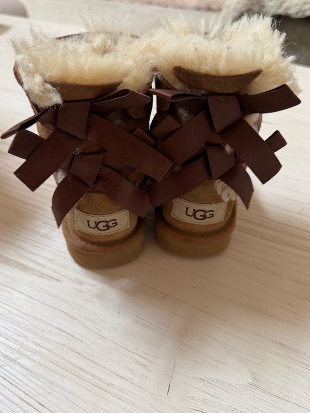 UGG Chestnut Mini Bow-Back Shearling Boots